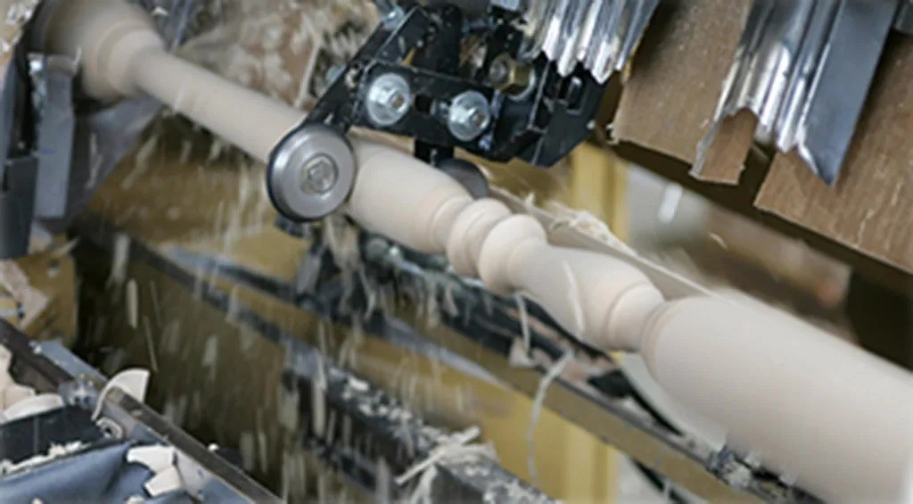 Piedini e Pomoli in Legno: Come il Dettaglio Trasforma il Mobile (e il Design)